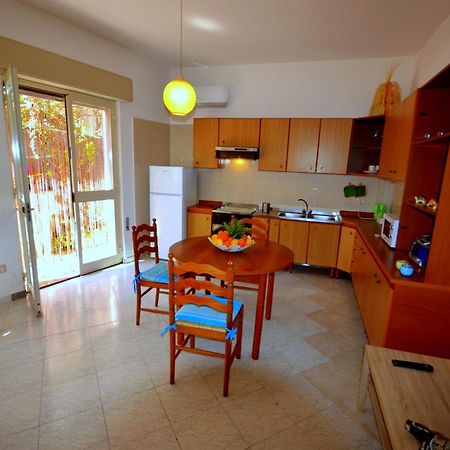 Naxos Sea Holiday Apartments Giardini Naxos Exteriör bild