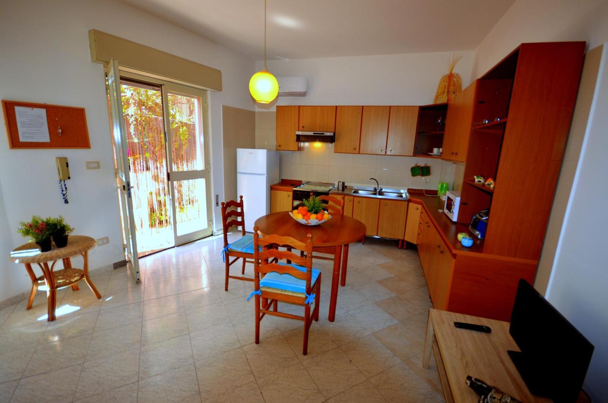 Naxos Sea Holiday Apartments Giardini Naxos Exteriör bild